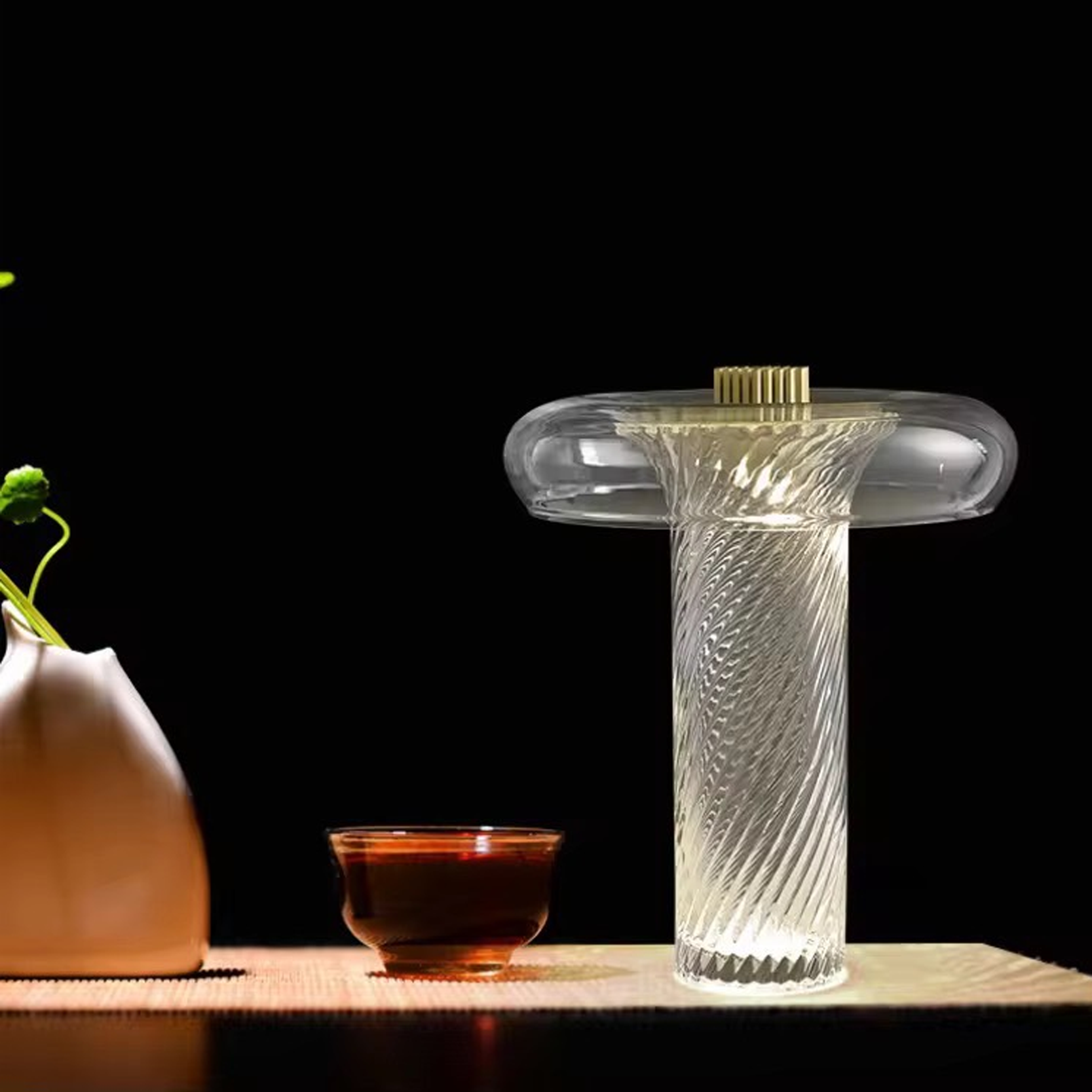 โคมไฟตั้งโต๊ะ สไตล์นอร์ดิก Nordic style table lamp Metal + glass LED 7W included