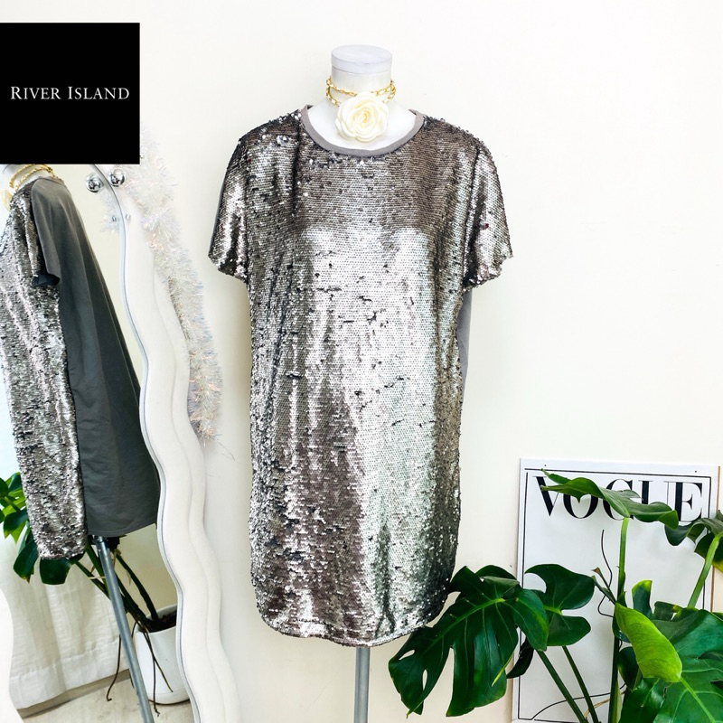 ไซด์ XXL แบรนด์ River island แท้ 100%🌸เดรส งานเกล็ดวิบวับ สีเทา ใส่ออกงาน ทรงเข้ารูป เดรสออกงาน ชุดปาร์ตี้