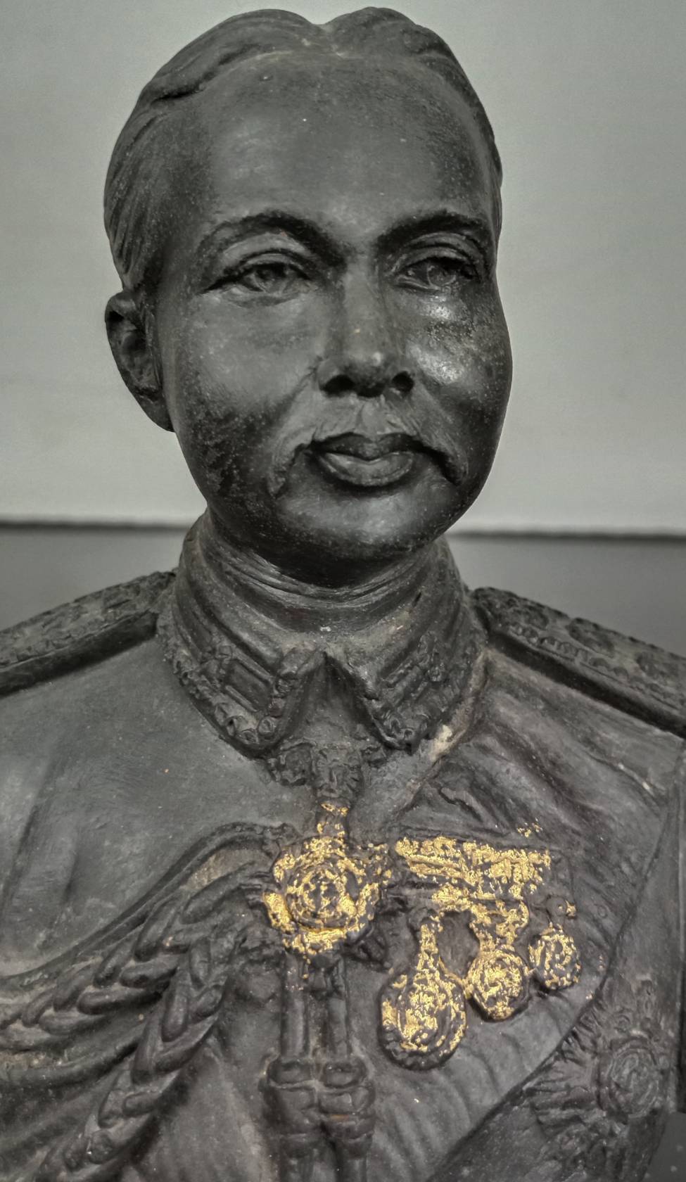 588.พระบรมรูปหล่อครึ่งพระองค์ในหลวงรัชกาลที่5 พระบาทสมเด็จพระปรมินทรมหาจุฬาลงกรณ์ พระจุลจอมเกล้าเจ้าอยู่หัว