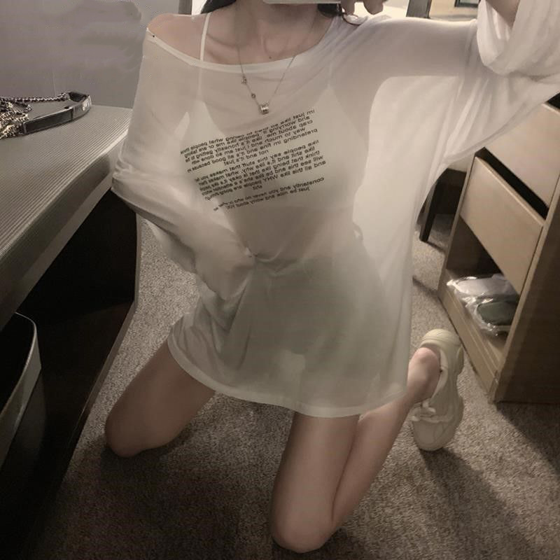 เสื้อบางซีทรู พิมพ์อักษร รหัส CN2328
