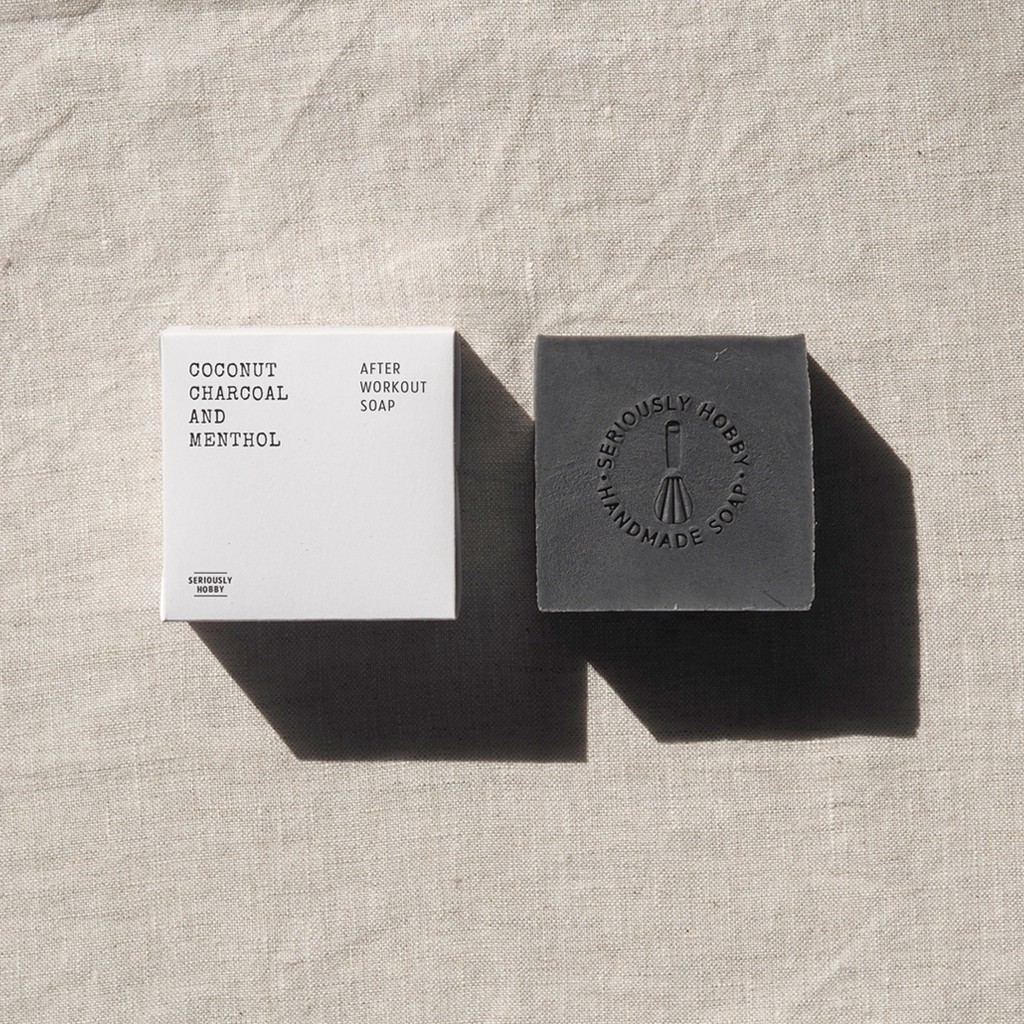 04 'AFTER WORKOUT SOAP' / COCONUT CHARCOAL AND MENTHOL