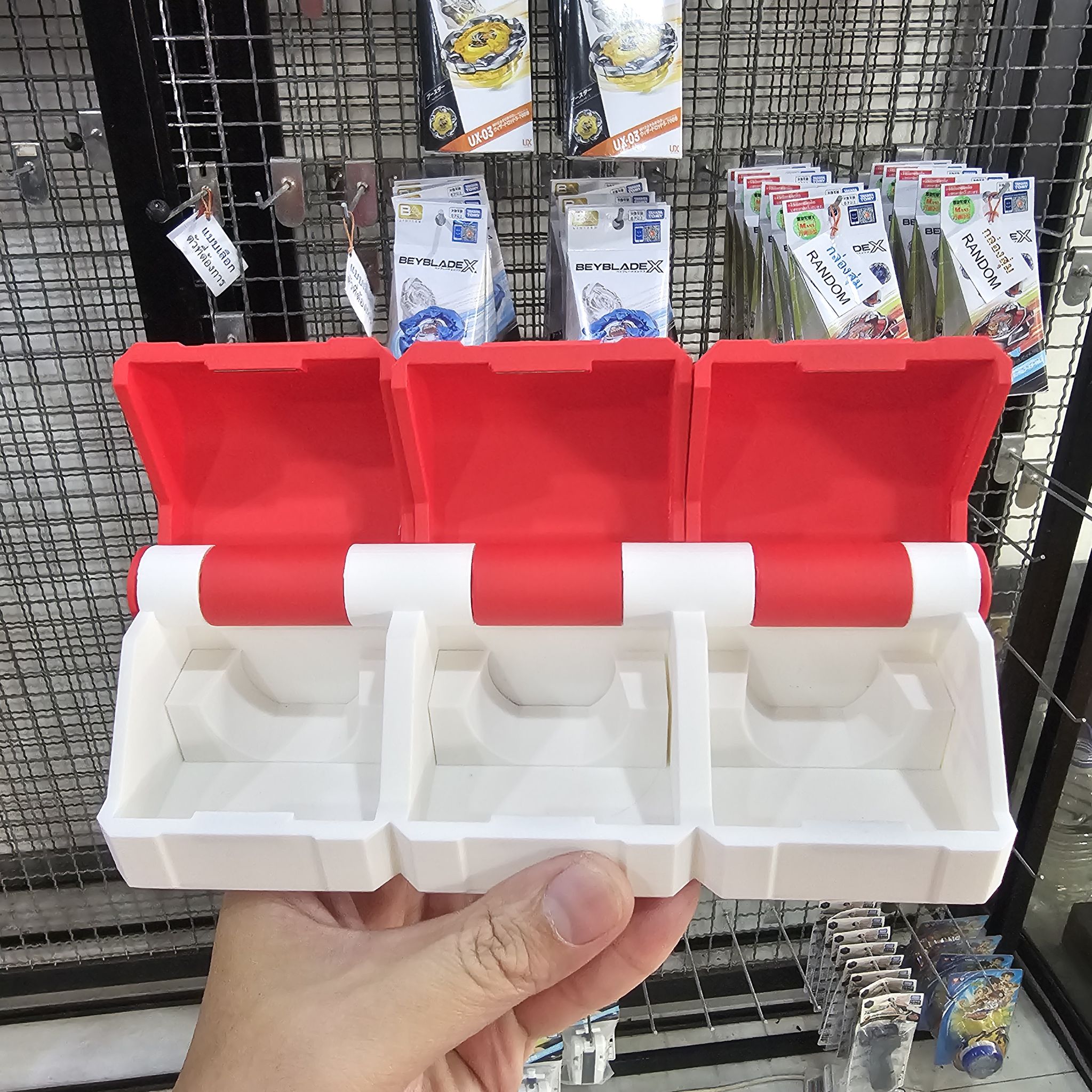 กล่อง 3on3 Deck Case : "Custom X" ผลิตจากพลาสติก PLA 3D Print ด้วยเครื่องที่ทันสมัยที่สุด สามารถเลือกสีได้ ฝาปิดแม่เหล็ก แยกช่องอิสระ