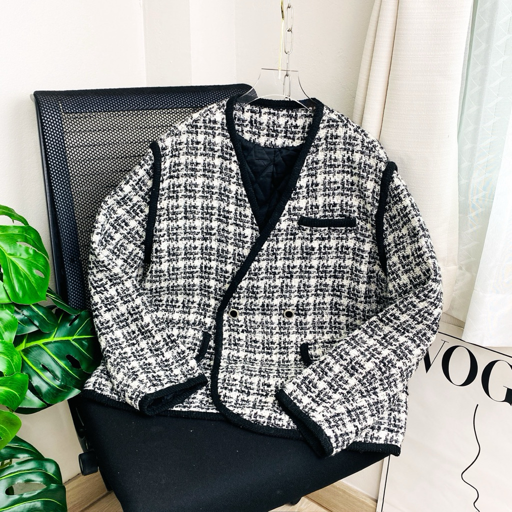 ไซด์ XL แบรนด์แท้ 100%🌸เสื้อแขนยาวผ้าทวิต ลายชิโนริ กระดุมหน้า ผ้าทวิต Tweed งานวิบวับ สีดำ/ขาว ใส่ออกงาน ชุดปาร์ตี้