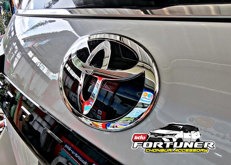 โลโก้แก้วสำหรับด้านหลัง MADE IN JAPAN โตโยต้า ฟอร์จูนเนอร์