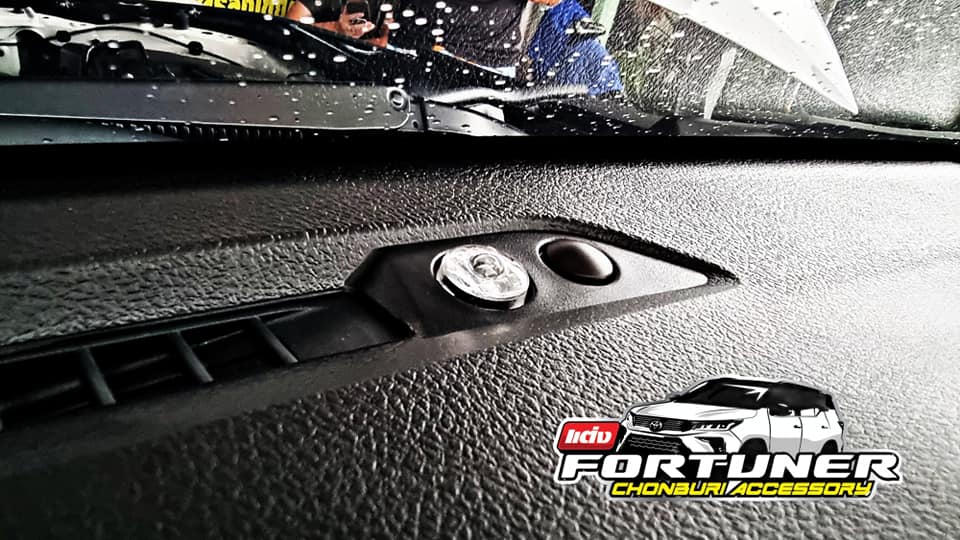 ครอบเซ็นเซอร์ไฟหน้าแบบใส สำหรับ ฟอร์จูนเนอร์