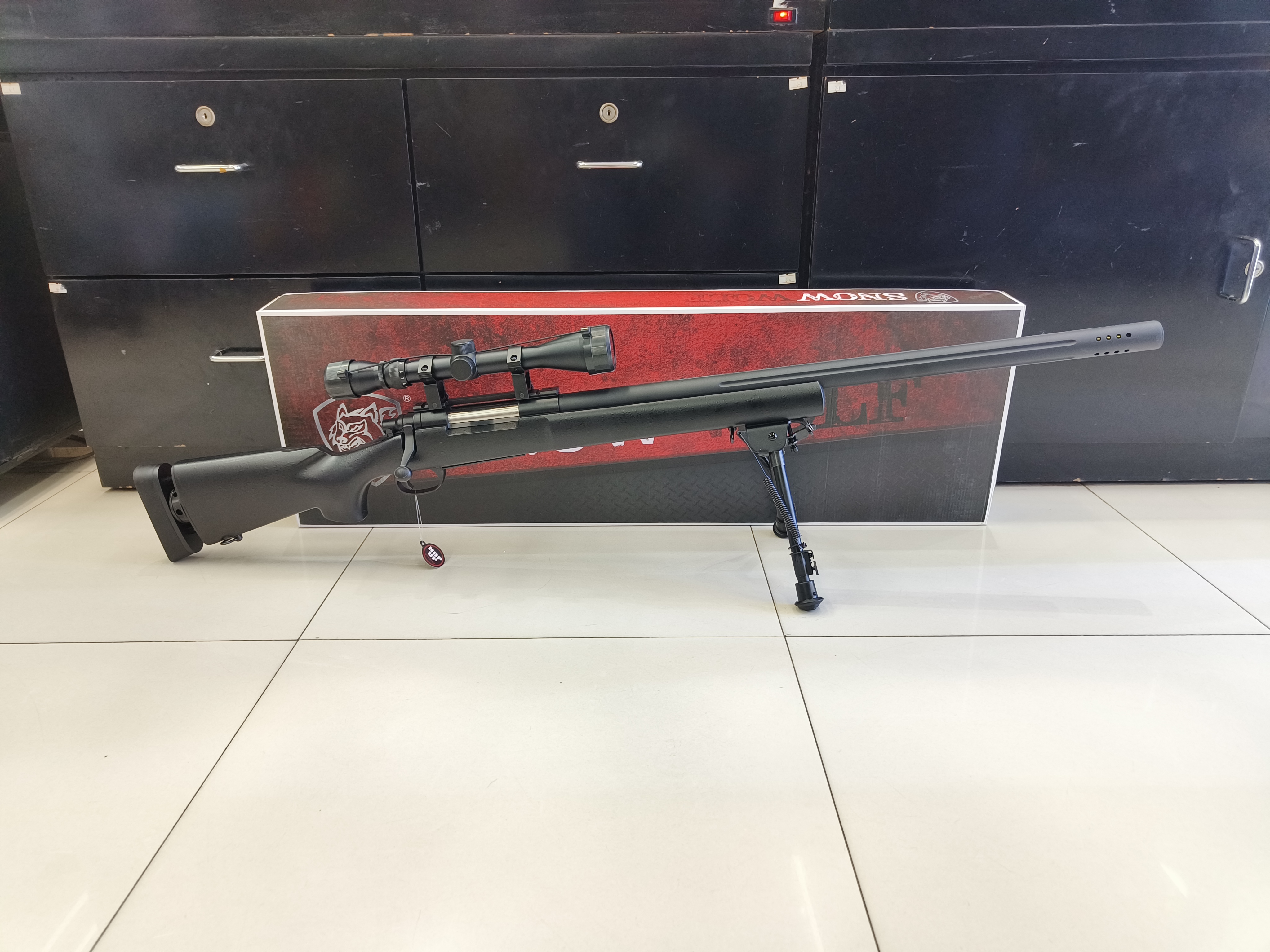 M24 Snowwolf รุ่นเซาะร่อง เจาะพอต สีดำ พร้อมกล้อง+ขาทราย : SW-04KB