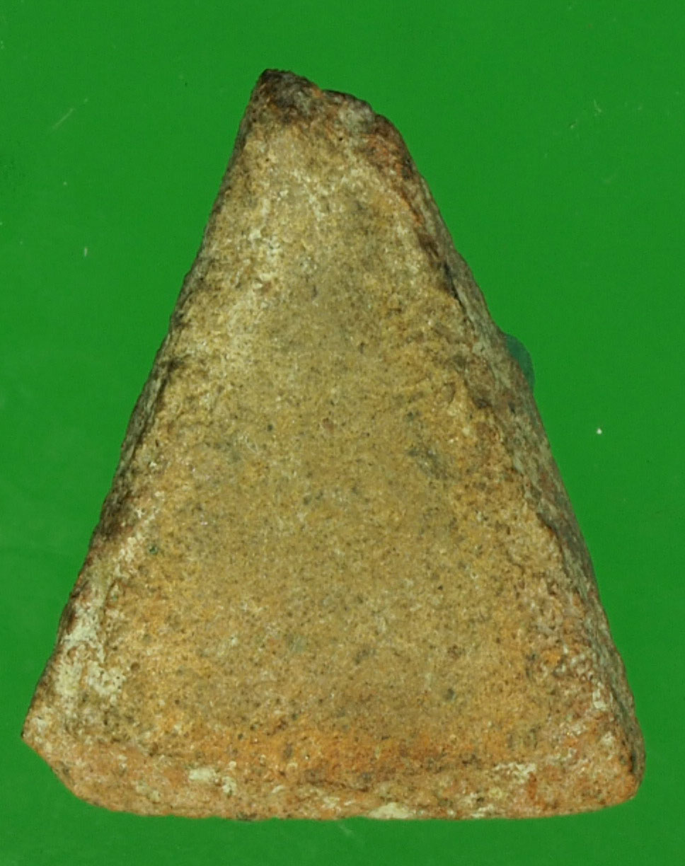 A48 พระนางพญา เนื้อดิน สภาพเคยเลี่ยมเปิดหน้าหลัง สภาพใช้ ไม่ทราบที่ 13