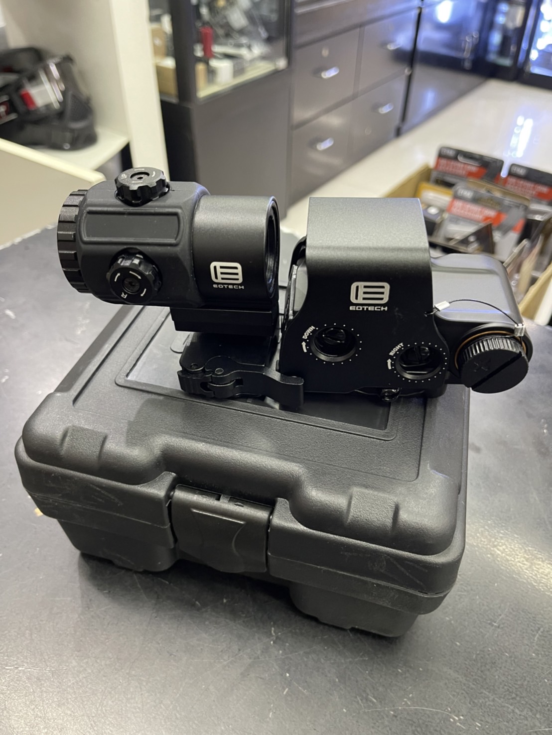 ดอท Eo-Tech 558 พร้อมซูมหลังดอท G43