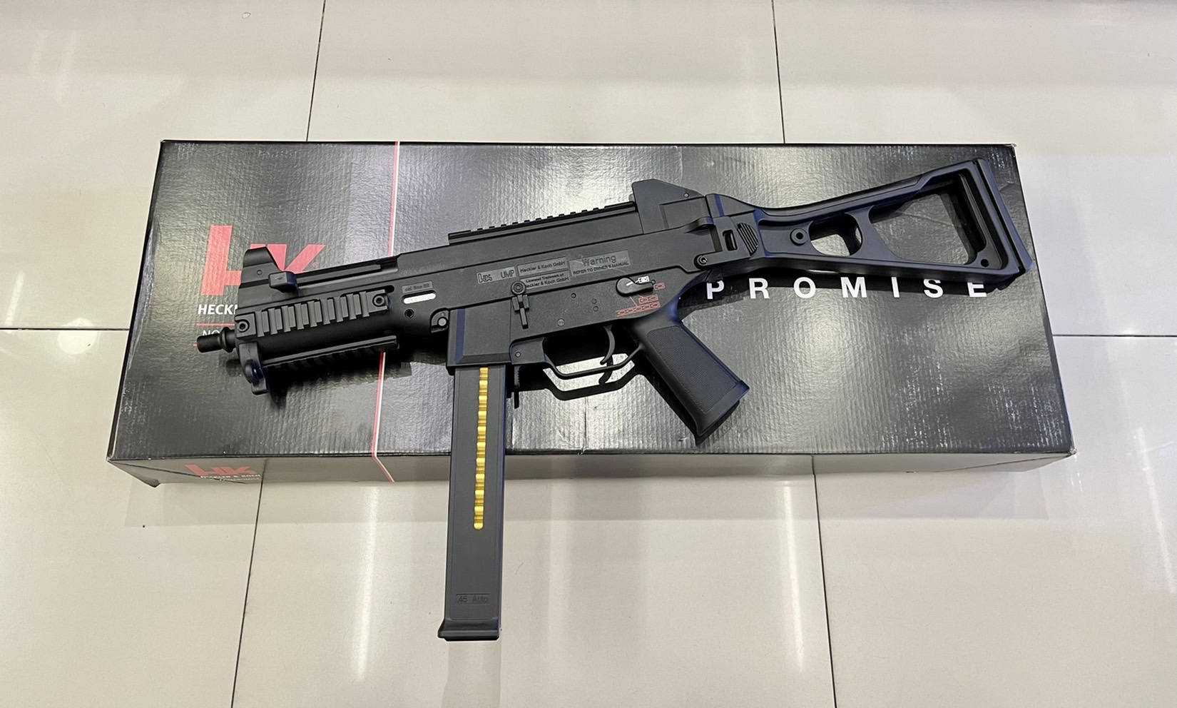 UMP(New Version) BlowBack AEG - ARES