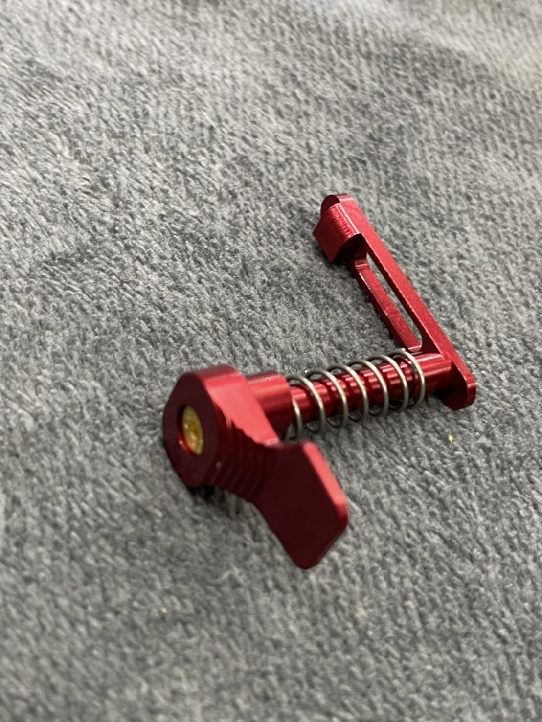 ปลดแม็กแต่ง CNC