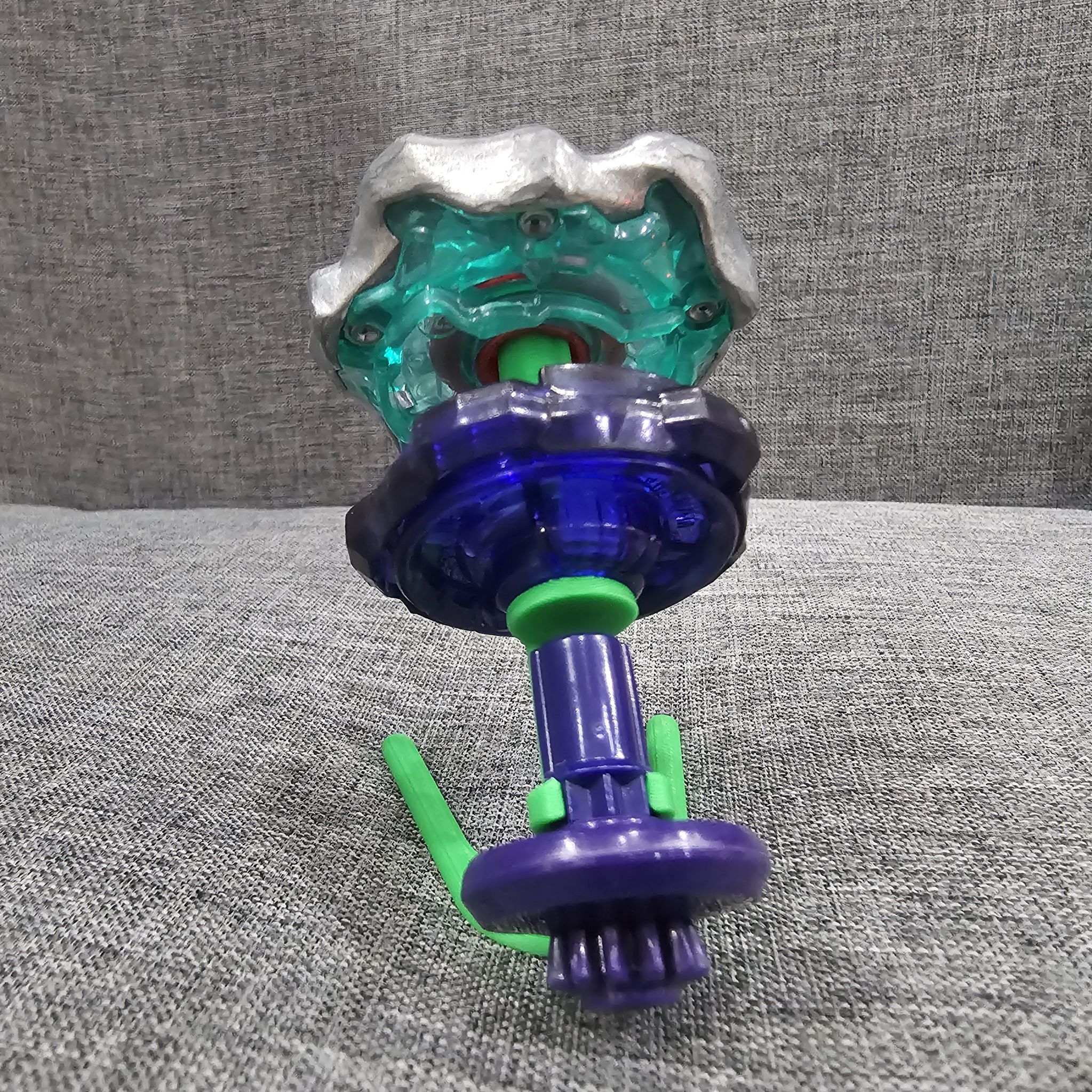 Beyblade Stand Display. แท่นโชว์เบย์เบลด แบบ แยกชิ้นส่วน วัสดุ PLA ปริ้น 3D มีให้เลือกหลายสี