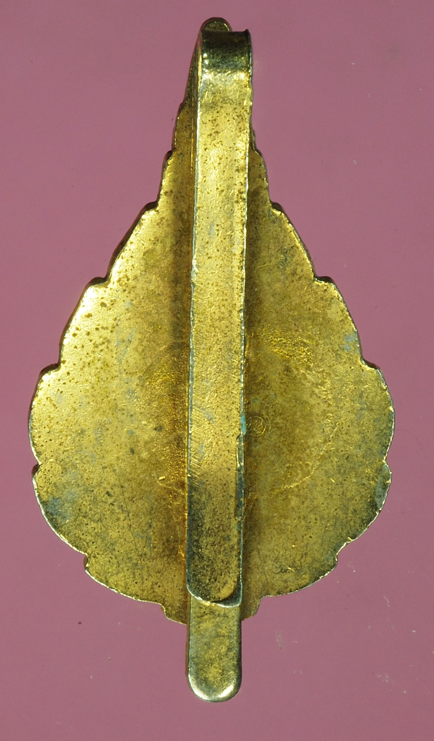 A720 แหนบหลวงพ่อฤาษีลิงดำ วัดท่าซุง อุทัยธานี กระหลั่ยทอง 91