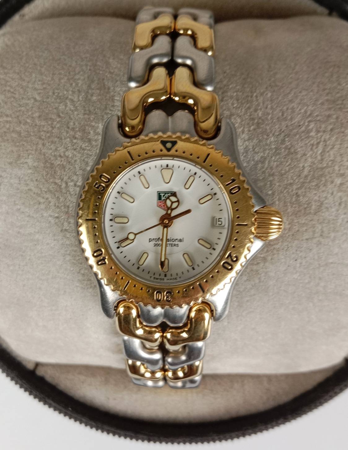 29.TAG HEUER ระบบ Quartz Mini size หน้าปัด 24 mm พร้อมกล่องแท้