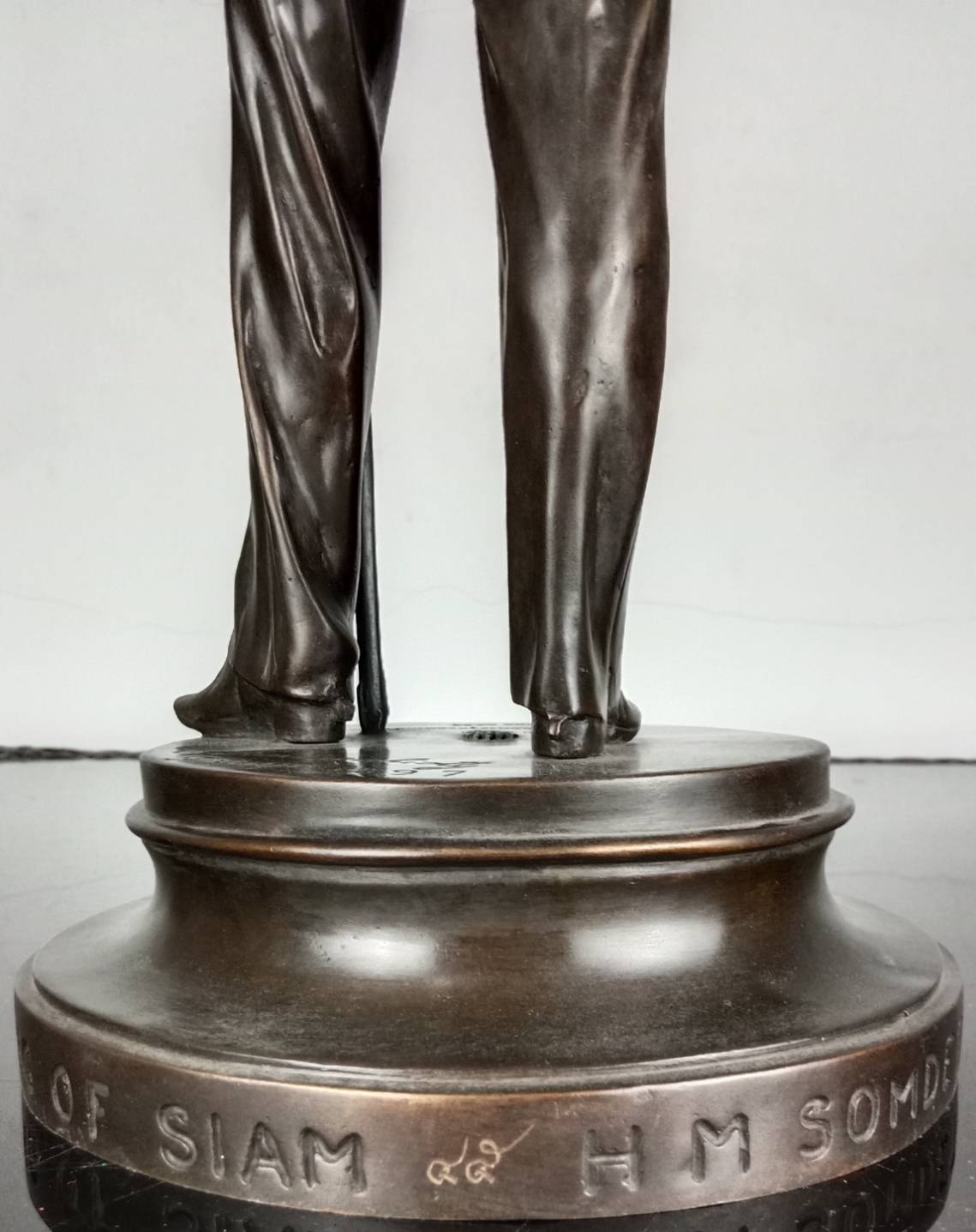 237.พระบรมรูปหล่อในหลวงรัชกาลที่5 พระบาทสมเด็จพระปรมินทรมหาจุฬาลงกรณ์ พระจุลจอมเกล้าเจ้าอยู่หัว ประทับยืน ฐานกลม