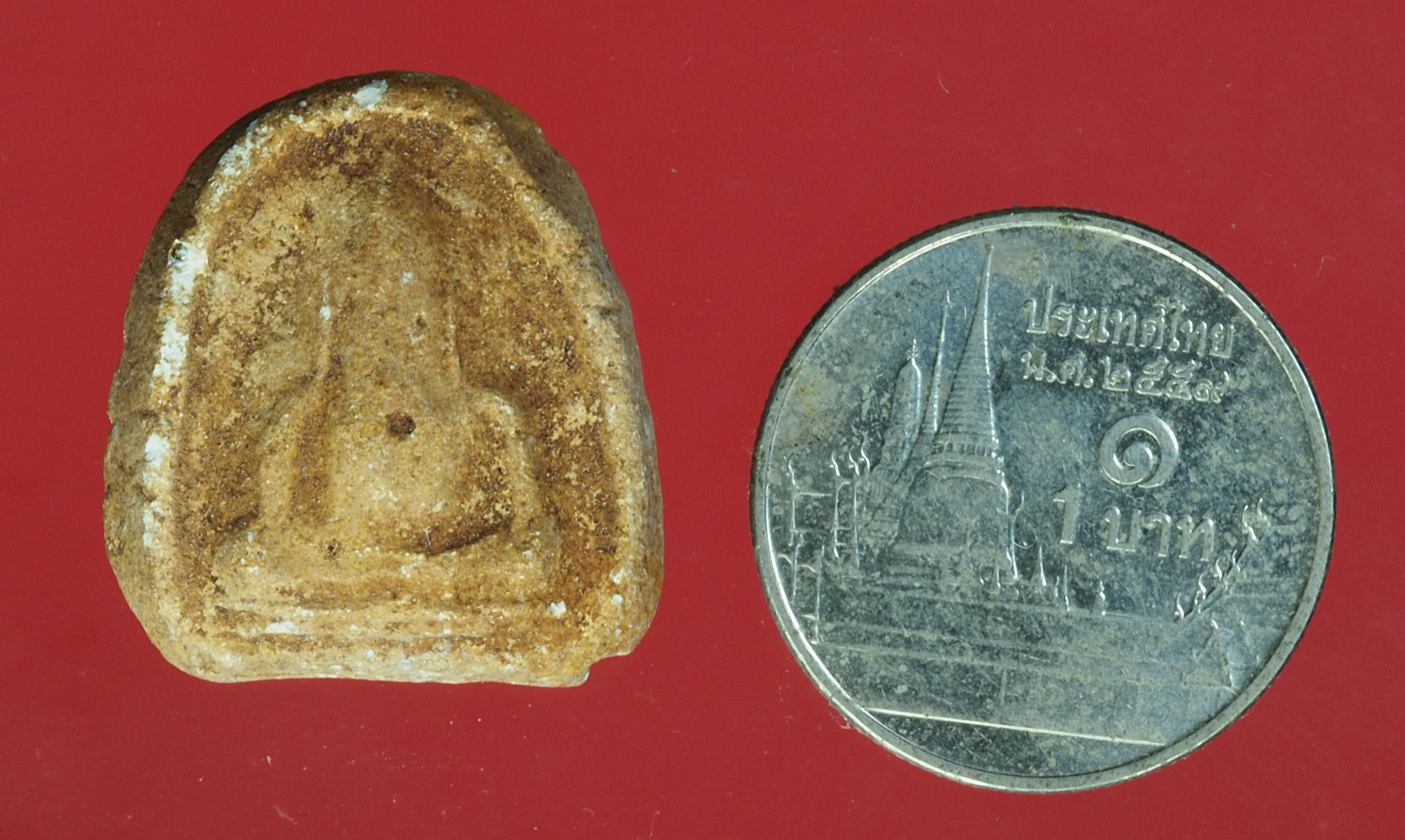 A582 พระเนื้อผง ไม่ทราบที่และปีสร้าง 9