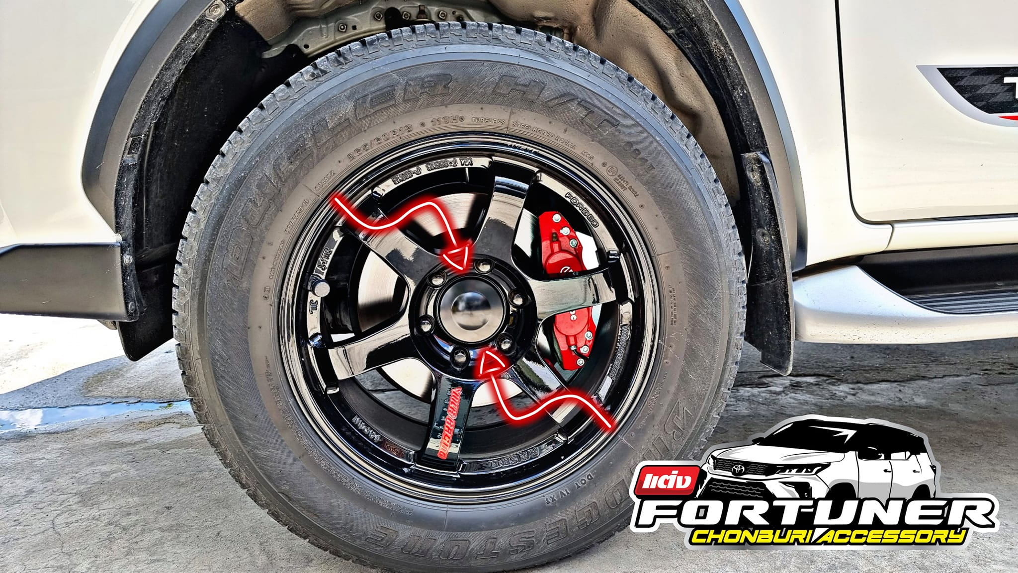 ฝาครอบดุมล้อ 4x4 โตโยต้า ฟอร์จูนเนอร์