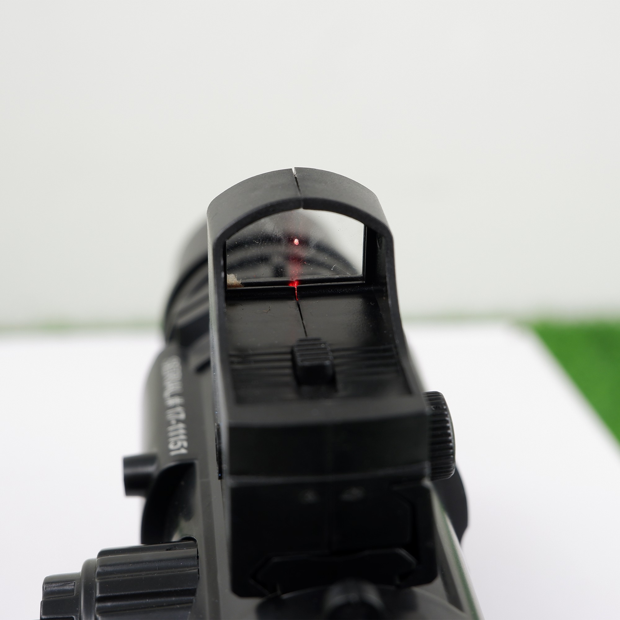 สโคป 2 in 1 ทั้งซูมและเรดดอทได้ ขนาดราง 20 mm (SCD)