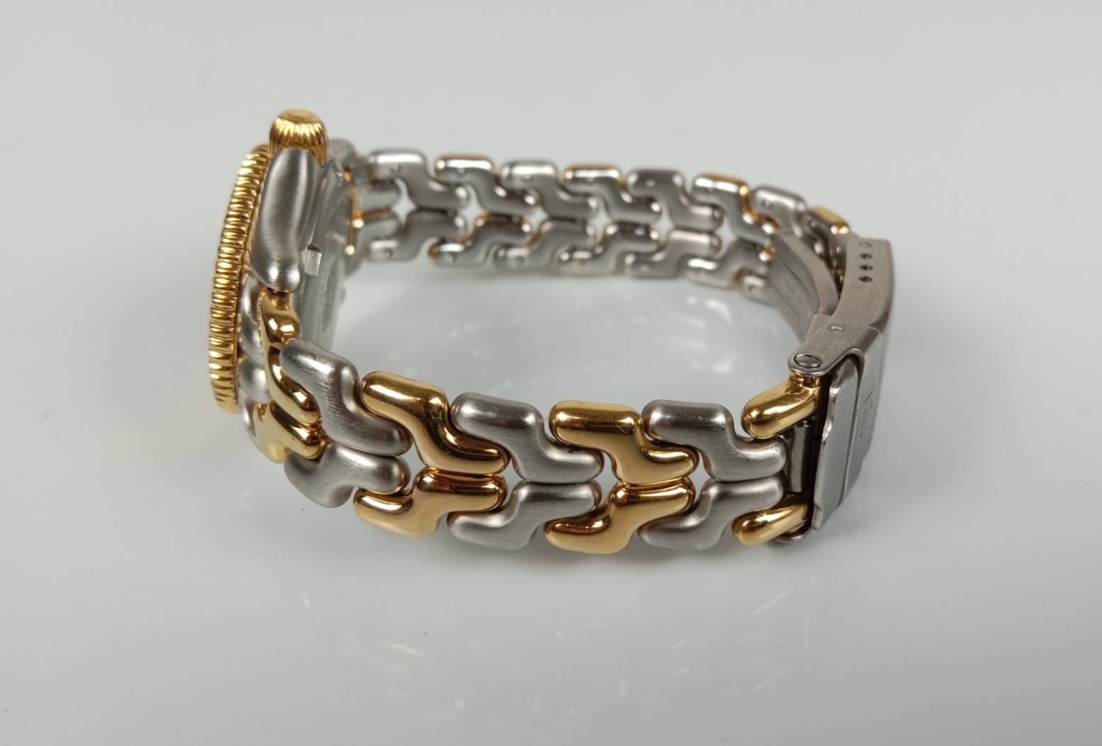 29.TAG HEUER ระบบ Quartz Mini size หน้าปัด 24 mm พร้อมกล่องแท้