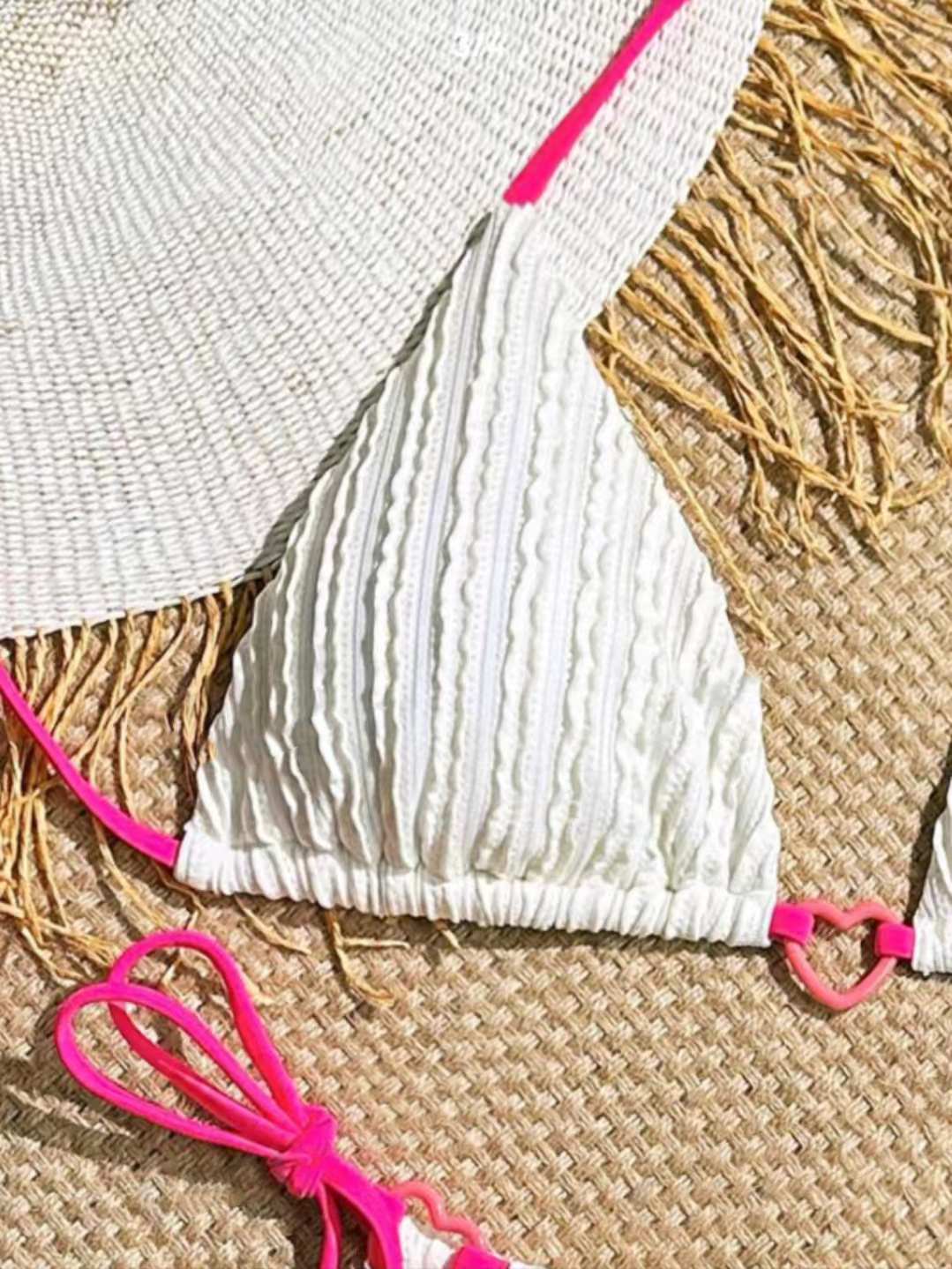 ชุดเซท บิกินี่ ขาว ขอบชมพู พร้อมส่งในไทย SW201