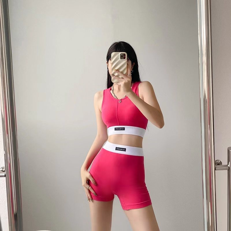 ชุดเซทสปอร์ตบรา ชุดออกกำลังกาย ชุดโยคะ เสื้อ+กางเกง เซท 2 ชิ้น (รหัส SP045/SP046)