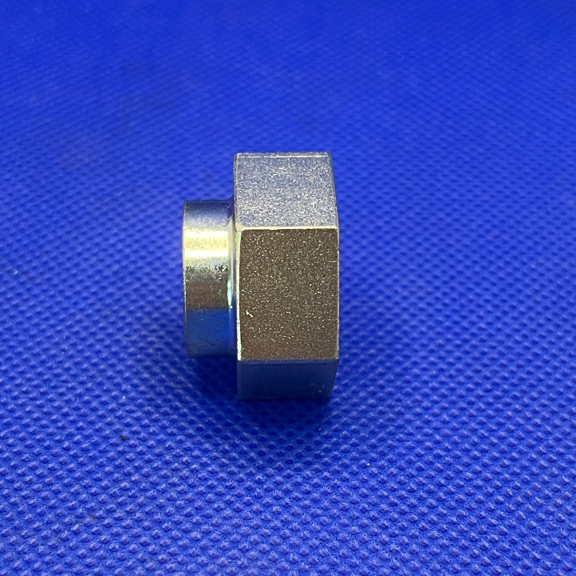 น็อตกันคลาย M20x1.5 น็อตตัวเมีย หกเหลี่ยม เกลียวมิล Hard Lock Nut