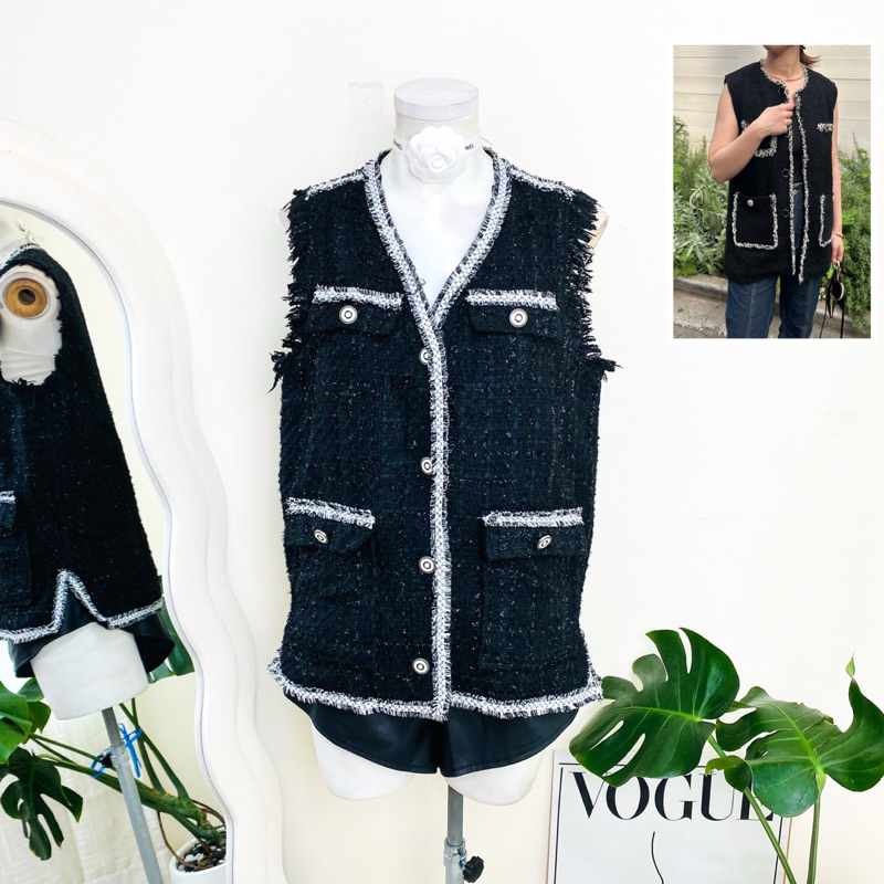 ไซด์ M-L แบรนด์ Kashi แท้ 100%🌸เสื้อกั๊ก ผ้าทวิต กระดุมหน้า ผ้าทวิต Tweed งานวิบวับ สีดำ ใส่ออกงาน ชุดปาร์ตี้