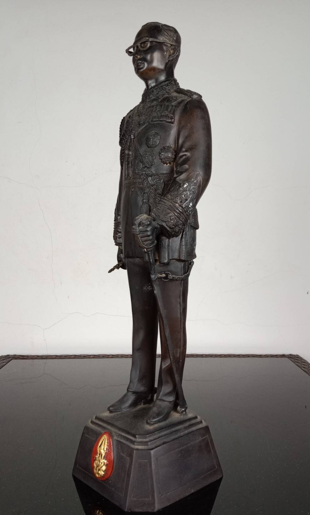 36.พระบรมรูปหล่อโลหะในหลวงรัชกาลที่9 พระบาทสมเด็จพระปรมินทรมหาภูมิพลอดุลยเดช(รมดำ)