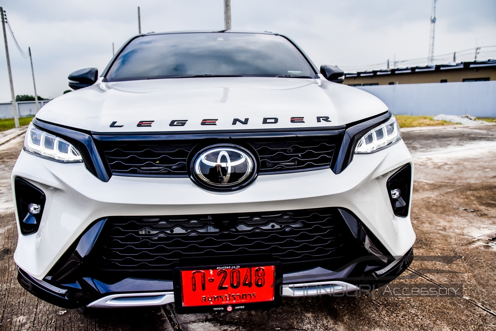 ตัวอักษรฝากระโปรงหน้ารีเจนเดอร์Legender 2022 โตโยต้า ฟอร์จูนเนอร์