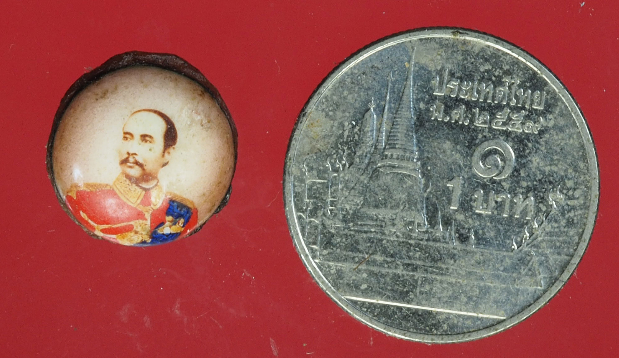 A9 ล็อกเก็ตในหลวงรัชกาลที่ 5 ไม่ทราบที่และปีสร้าง 5