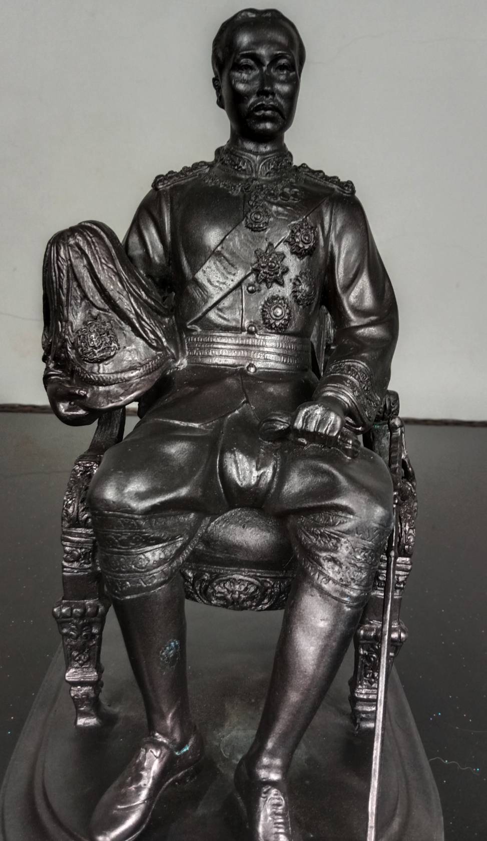 550.พระบรมรูปหล่อในหลวงรัชกาลที่ 5 พระบาทสมเด็จพระปรมินทรมหาจุฬาลงกรณ์ พระจุลจอมเกล้าเจ้าอยู่หัว ทรงประทับนั่งบัลลังก์