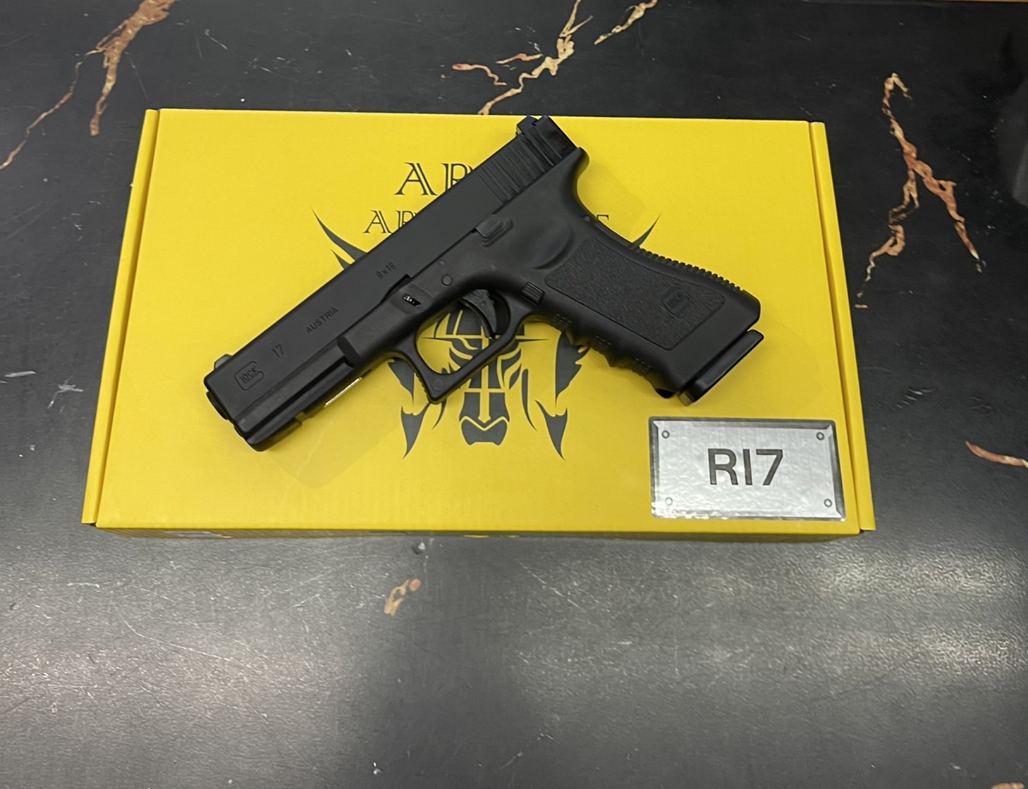 R17 : Glock17 Gen3 ดำ - ARMY Armament