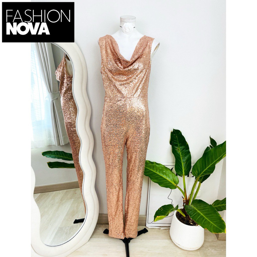 ไซด์ S มือ 1 แบรนด์ Fashion Nova แท้100%.🌸จั๊มสูท คอถ่วง งานเกล็ดวิบวับ สีโรสโกล ใส่ออกงาน เดรสออกงาน ชุดปาร์ตี้