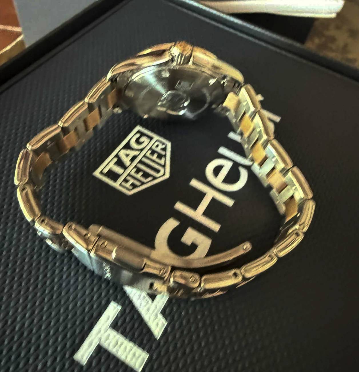 25.TAG Heuer Aquaracer ระบบ Quartz หน้าปัด 28 mm 18k Rose Gold Swiss Ladies Watch พร้อมกล่องแท้+คู่มือ ใบรับประกัน