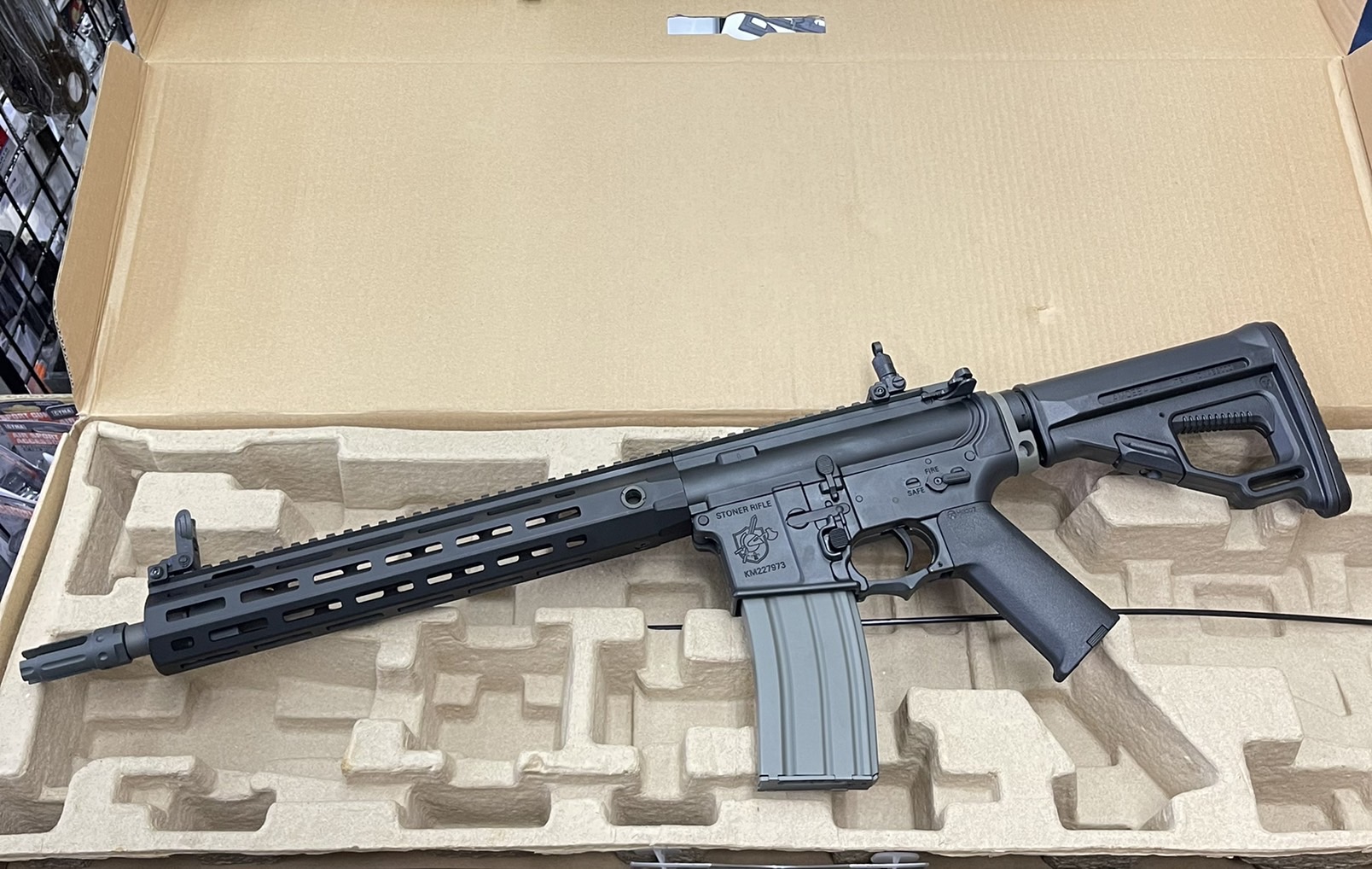 M4-SR-L (Black) AEG Airsoft - ARES