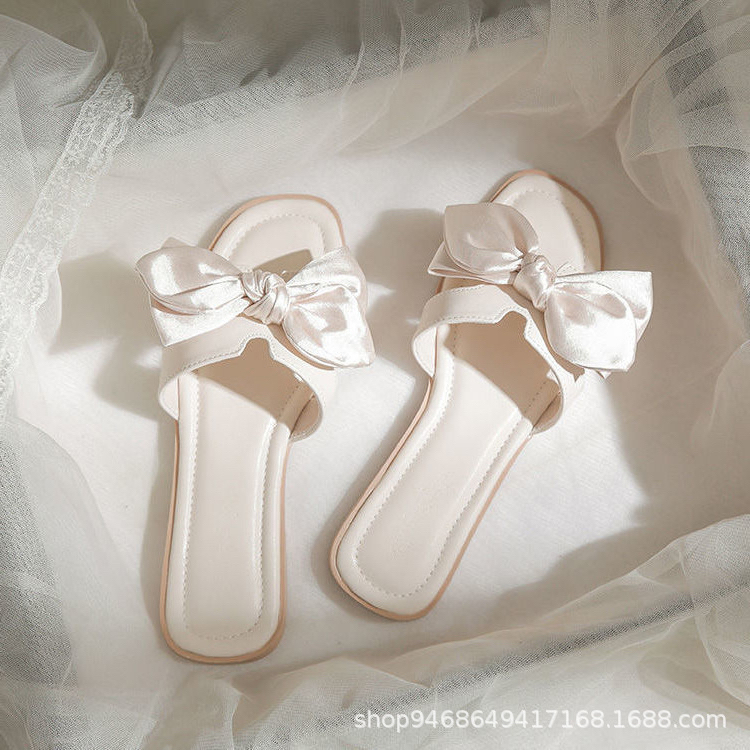 รองเท้าแตะ เเต่งโบว์ ลูกคุณหนู พื้นนิ่ม ใสสบาย SH558