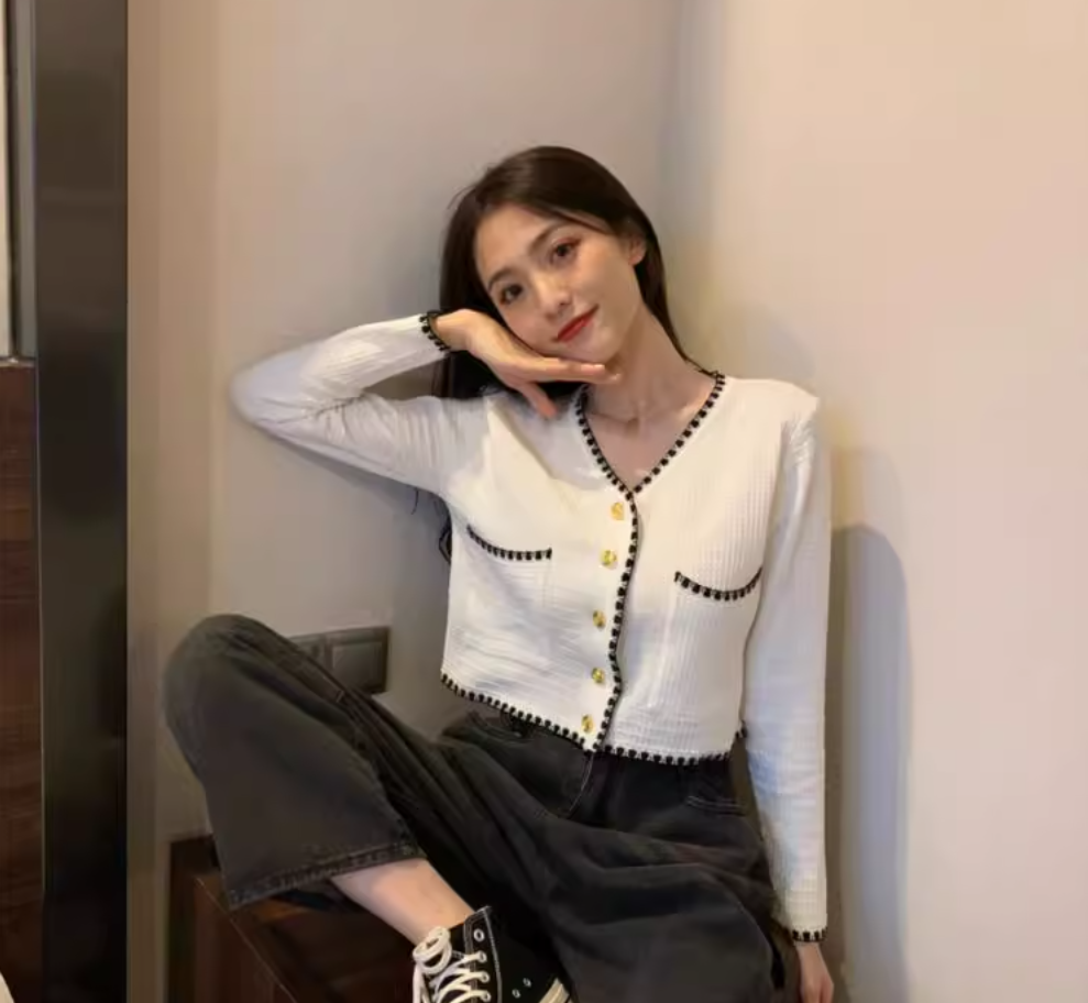 เสื้อไหมพรมแขนยาว สไตล์เกาหลี พร้อมส่งในไทย