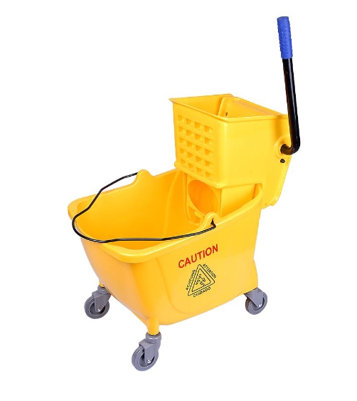 ถังบีบไม้ม็อบก้านโยกแบบมีล้อ ขนาด 32 ลิตร