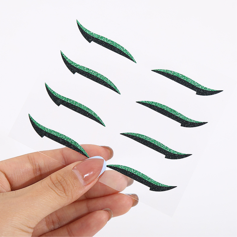 ส่งด่วนในไทย สติ๊กเกอร์ อายไลเนอร์ กันน้ำ ติดง่าย พร้อมส่ง