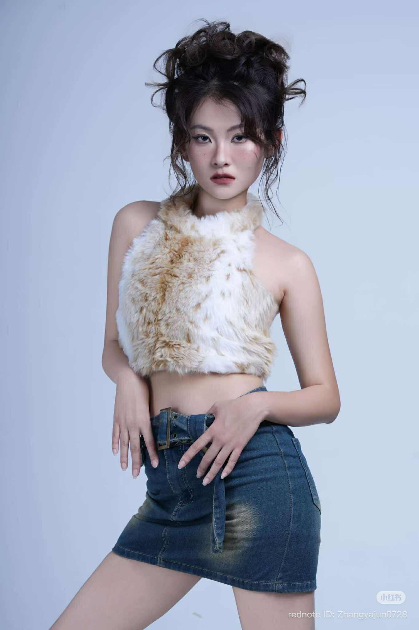 เสื้อขนเฟอร์เทียม เซ็กซี่ CN2538 พร้อมส่งในไทย