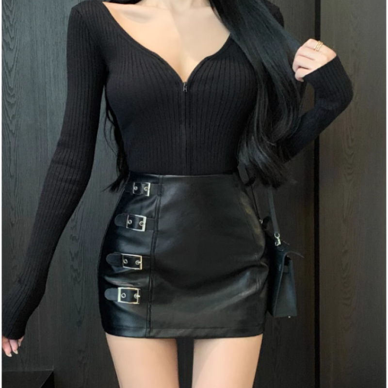 กระโปรงหนัง แต่งดีเทลเข็มขัด พร้อมส่งในไทย