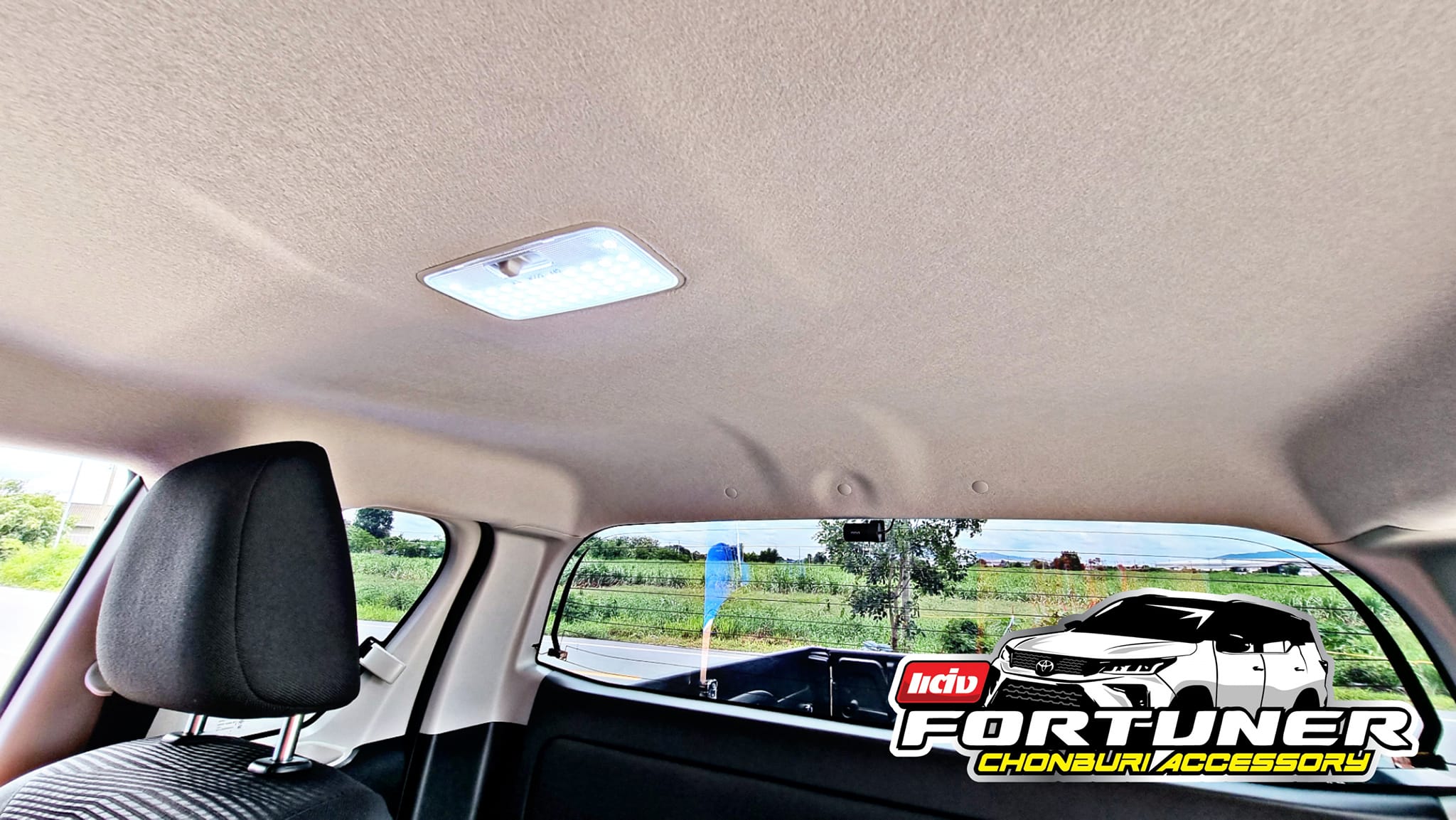 ไฟLEDเพดาน 42 ดวง เต็มโคม ส่องสว่าง ภายในรถ โตโยต้า ฟอร์จูนเนอร์