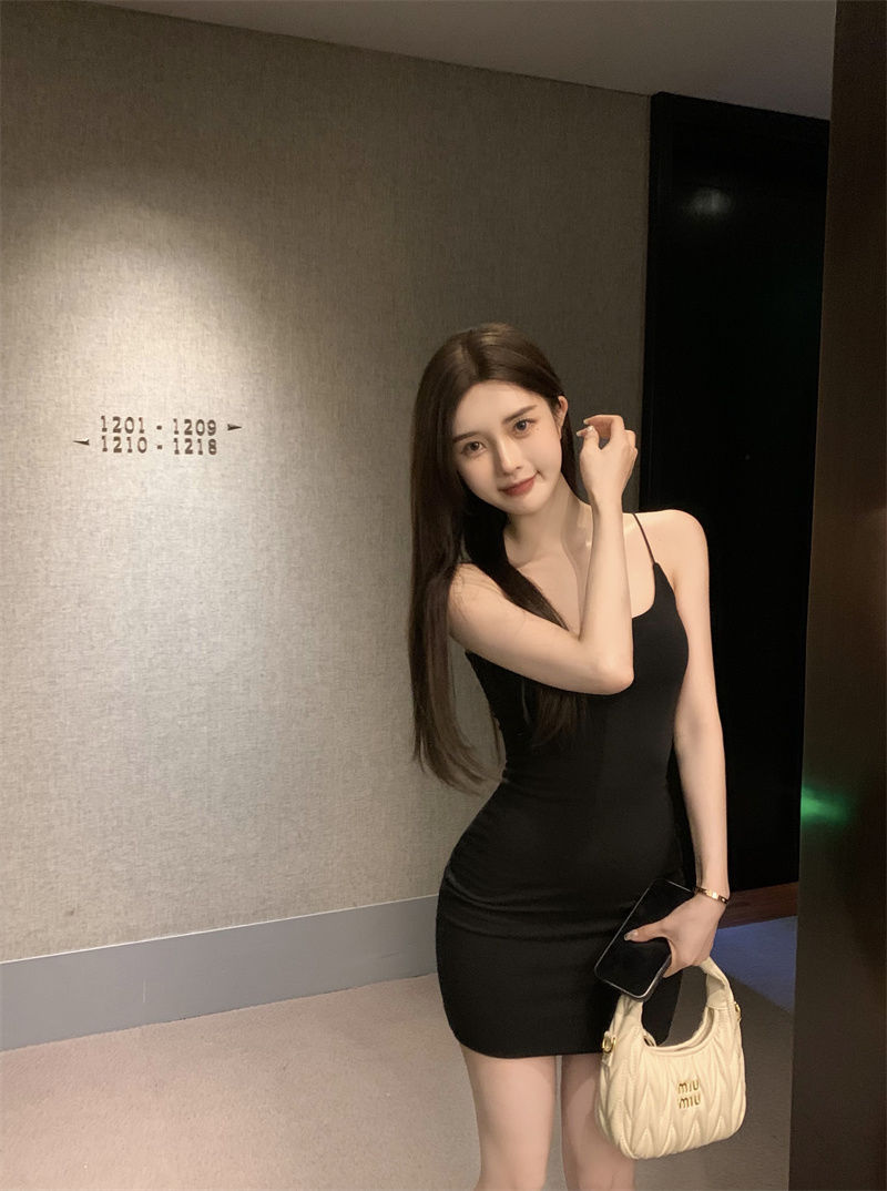 เดรสสั้น สายเดี่ยว ผ้าร่องยืด CN2256