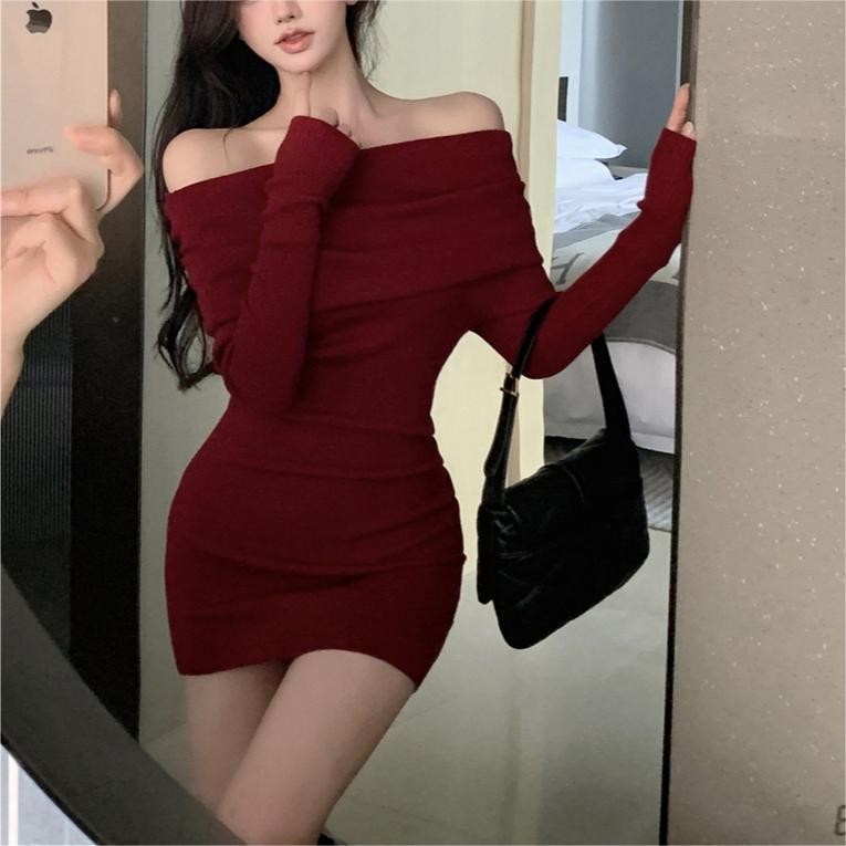 ชุดเดรสสั้น แขนยาว เปิดไหล่ รัดรูป สไตล์เกาหลี CN2265