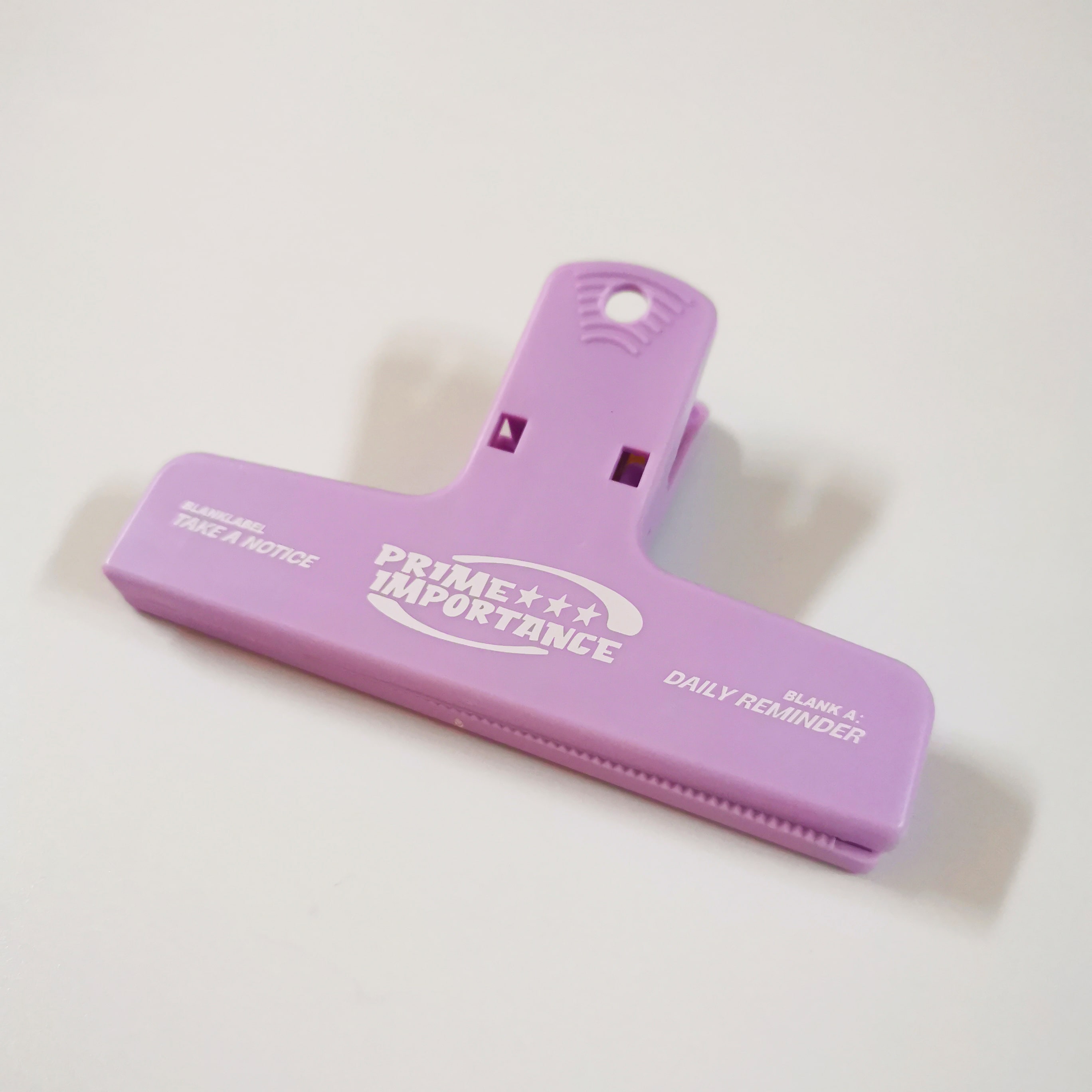 Violet Clip