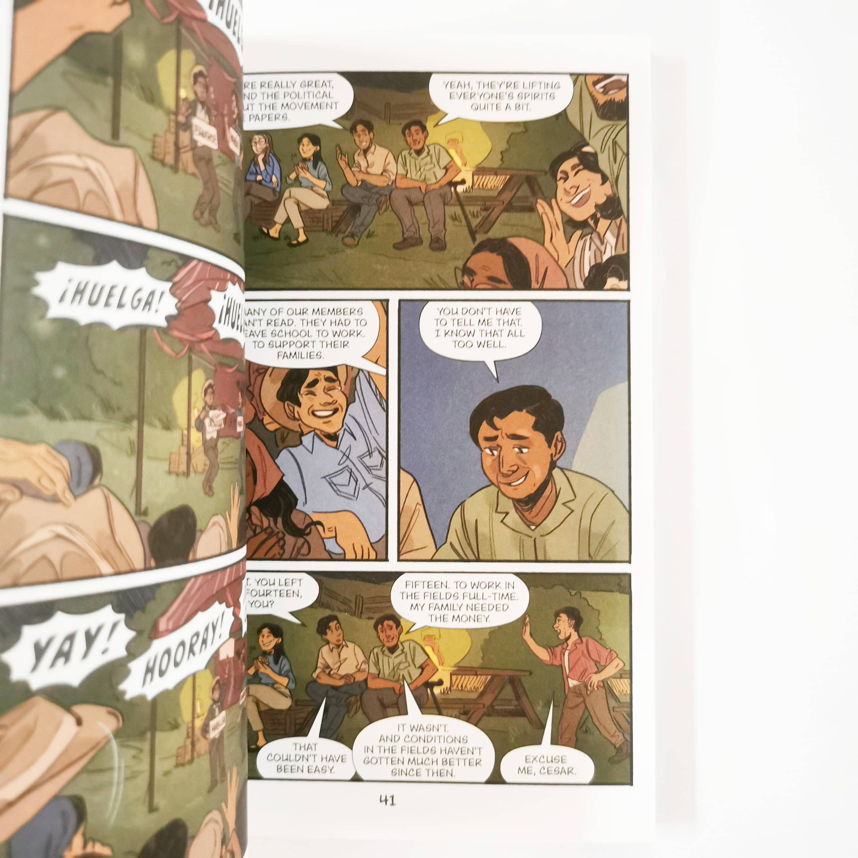 Cesar Chavez (Who HQ Graphic Novels)