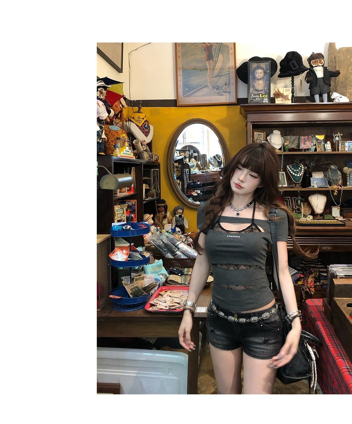 เสื้้อเสื้อครอป แต่งขาดลูกไม้ พร้อมส่งในไทย