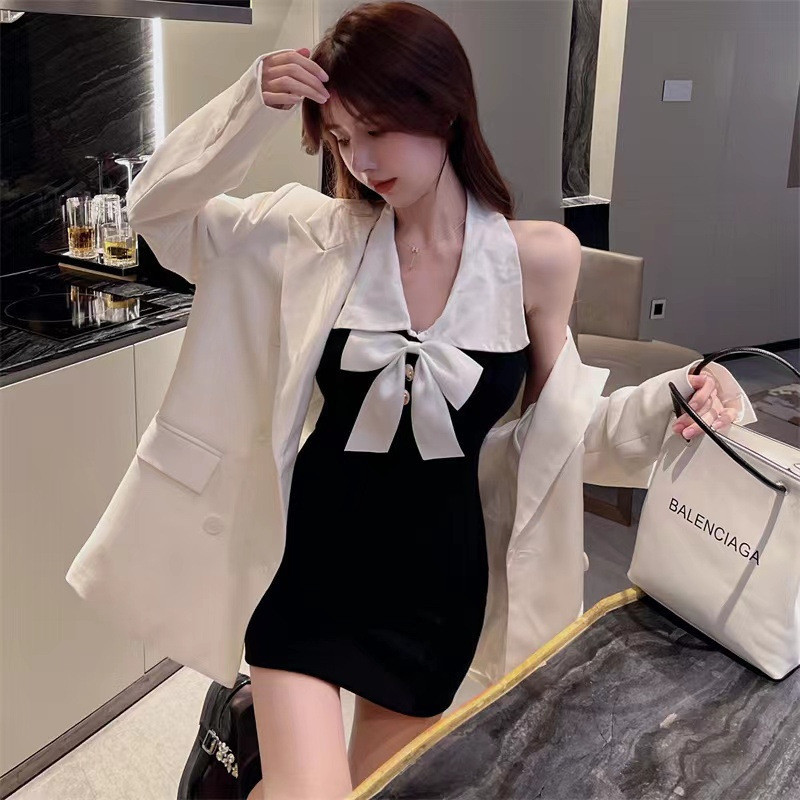 ชุดเดรสกระโปรงสั้น แขนกุด เซ็กซี่ ประดับโบว์ ขนาดเล็ก สีดํา สําหรับผู้หญิง CN6044