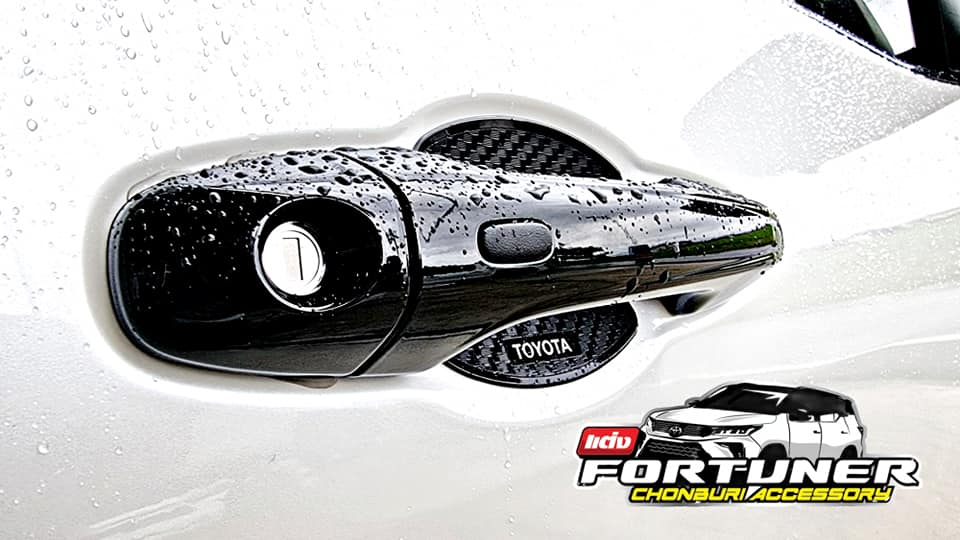เบ้ามือเปิดกันรอย เคฟล่าคาร์บอน GRsport Legender โตโยต้า ฟอร์จูนเนอร์