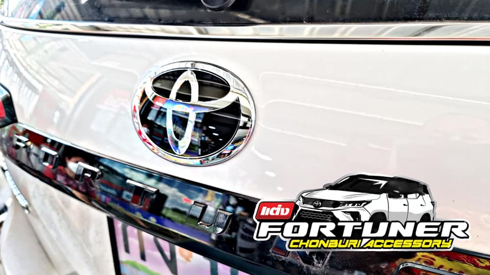 โลโก้แก้วสำหรับด้านหลัง MADE IN JAPAN โตโยต้า ฟอร์จูนเนอร์