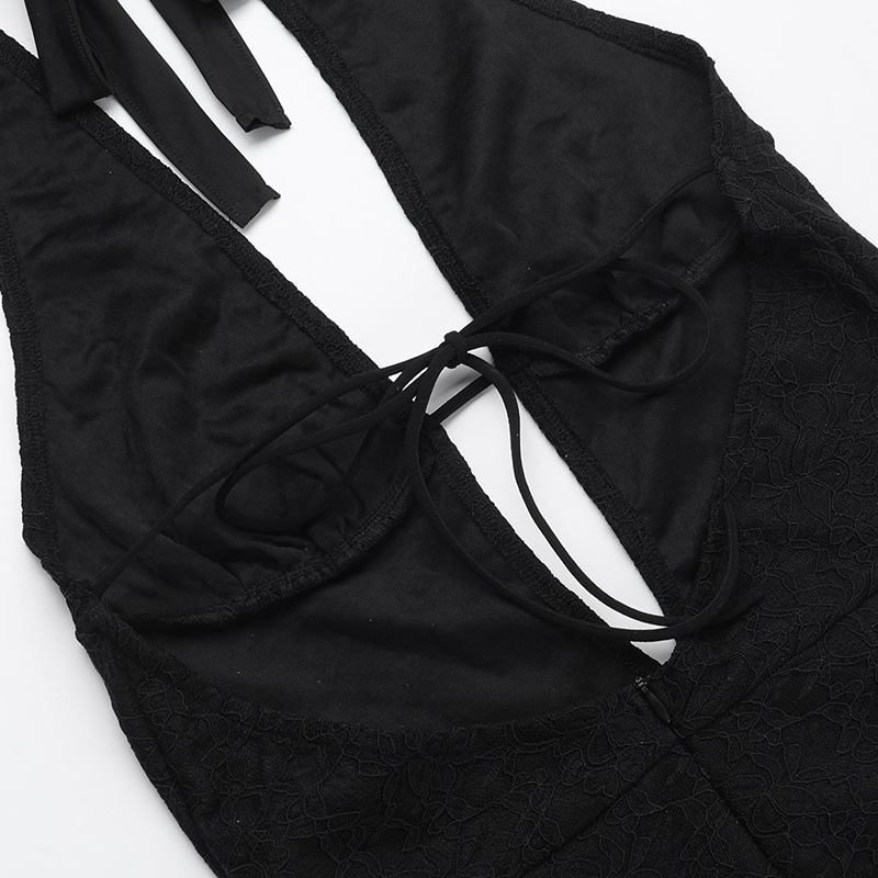 ชุดจั๊มขายาว แหวกหน้าอก ทรงขาม้า ลูกไม้ทั้งชุด พร้อมส่งในไทย